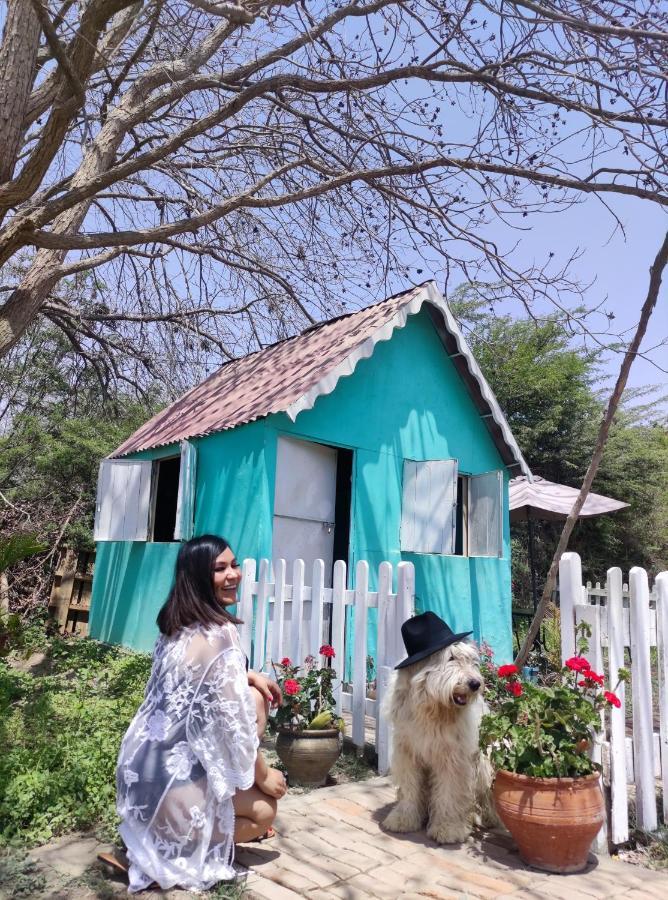 イカ Luchy'S Country Houseホステル エクステリア 写真